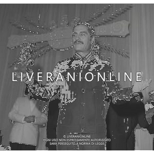 1974 SAINT VINCENT PREMIO "LE GROLLE D\'ORO " NELLA FOTO NINO MANFREDI AG ALDO LIVERANI SAS 