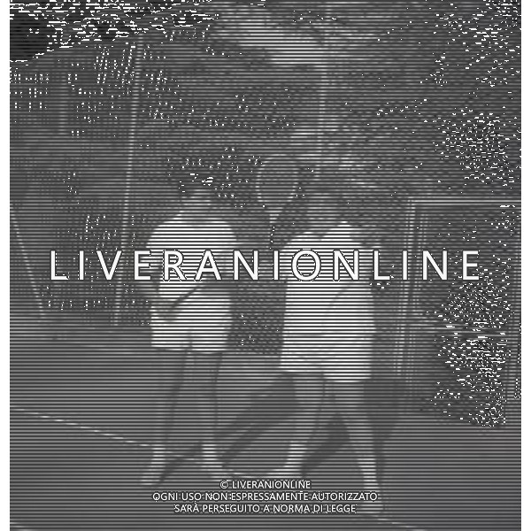 RETROSPETTIVA GINO BRAMIERI ATTORE NELLA FOTO GINO BRAMIERI A CUNARDO IL 02-08-1964 GIOCA A TENNIS CON IL FIGLIO CESARE AG ALDO LIVERANI SAS