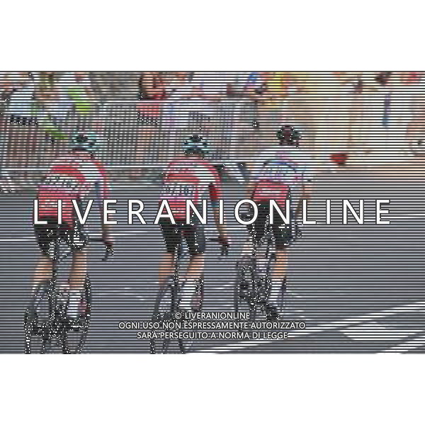 14-07-2022 Tour De France; Tappa 12 Briancon - L\'alpe D\'huez; 2022, Lotto - Soudal; Frison, Frederik; Vermeersch, Florian; Reinardt Janse, Van Rensburg; L\'alpe D\'huez; /AGENZIA ALDO LIVERANI SAS
