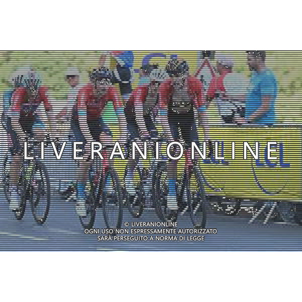 14-07-2022 Tour De France; Tappa 12 Briancon - L\'alpe D\'huez; 2022, Bahrain - Victorious; Wright, Fred; Mohoric, Matej; L\'alpe D\'huez; ©SIROTTI/AGENZIA ALDO LIVERANI SAS