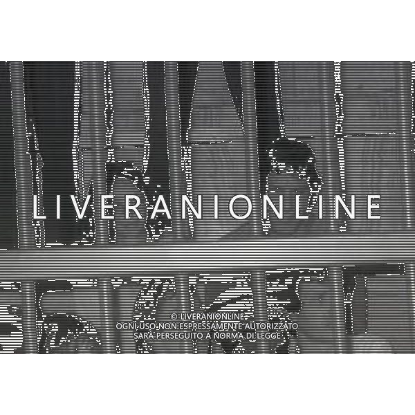 RETROSPETTIVA CORRADO ALUNNI TERRORISTA E AFFILIATO ALLE BRIGATE ROSSE NELLA FOTO CORRADO ALUNNI CON MARINA ZONI NELL\'ANNO 1980 A MILANO AG ALDO LIVERANI SAS