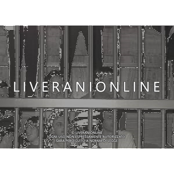 RETROSPETTIVA CORRADO ALUNNI TERRORISTA E AFFILIATO ALLE BRIGATE ROSSE NELLA FOTO CORRADO ALUNNI CON MARINA ZONI NELL\'ANNO 1980 A MILANO AG ALDO LIVERANI SAS