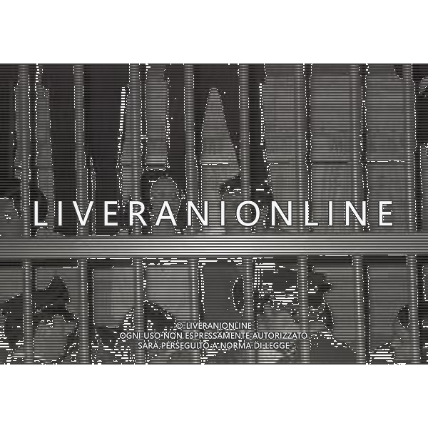 RETROSPETTIVA CORRADO ALUNNI TERRORISTA E AFFILIATO ALLE BRIGATE ROSSE NELLA FOTO CORRADO ALUNNI CON MARINA ZONI NELL\'ANNO 1980 A MILANO AG ALDO LIVERANI SAS