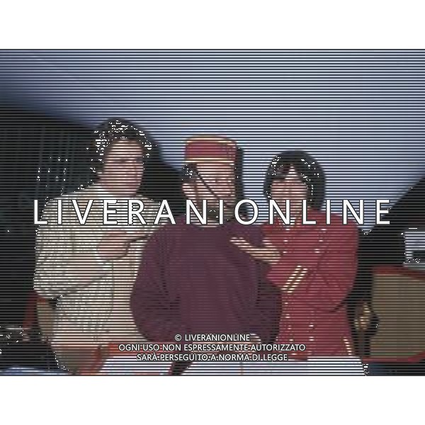 RETROSPETTIVA ENRICO BERUSCHI COMICO NELLA FOTO NEL PROGRAMMA TELEVISIVO \'TUTTO COMPRESO\' NEL 1981 CON I FATEBENEFRATELLI, duo formato dai fratelli Edo (Edoardo) e Gigi (Luigi) Imperatrice ©Archivio Giovanni Liverani/AGENZIA ALDO LIVERANI SAS