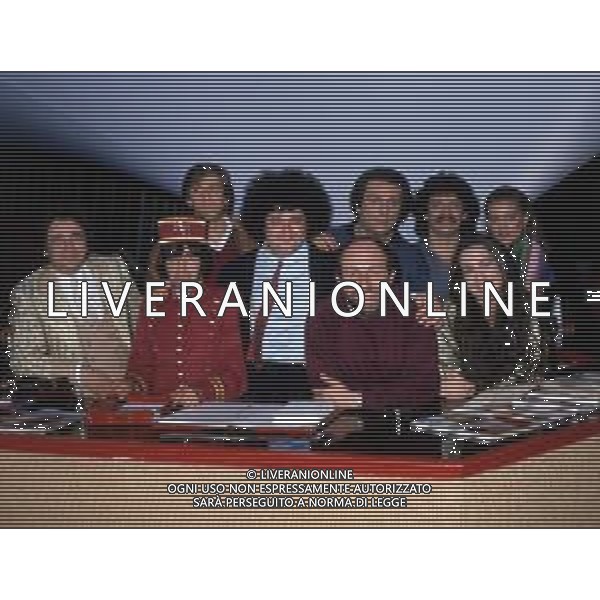 RETROSPETTIVA ENRICO BERUSCHI COMICO NELLA FOTO NEL PROGRAMMA TELEVISIVO \'TUTTO COMPRESO\' NEL 1981 CON , EZIO GREGGIO, I FATEBENEFRATELLI, duo formato dai fratelli Edo (Edoardo) e Gigi (Luigi) Imperatrice, GIORGIO ARIANI E GIGI E ANDREA (Duo comico formato da Gigi Sammarchi ed Andrea Roncato) ©Archivio Giovanni Liverani/AGENZIA ALDO LIVERANI SAS