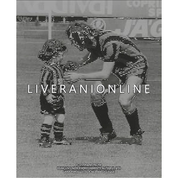 RETROSPETTIVA ANDREA AGOSTINELLI CALCIATORE NELLA FOTO ANDREA AGOSTINELLI CON LA MAGLIA DELL\'ATALANTA CALCIO AG ALDO LIVERANI SAS