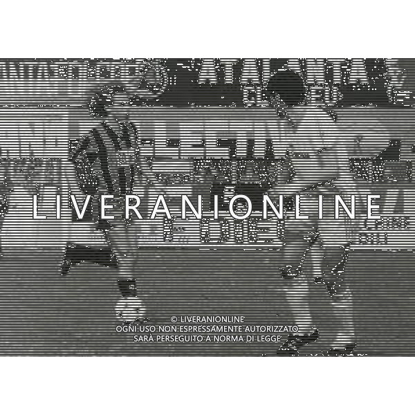 RETROSPETTIVA ANDREA AGOSTINELLI CALCIATORE NELLA FOTO ANDREA AGOSTINELLI CON LA MAGLIA DELL\'ATALANTA CALCIO AG ALDO LIVERANI SAS