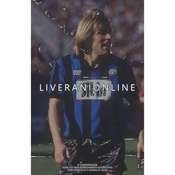 RETROSPETTIVA ANDREA AGOSTINELLI CALCIATORE NELLA FOTO ANDREA AGOSTINELLI CON LA MAGLIA DELL\'ATALANTA CALCIO AG ALDO LIVERANI SAS