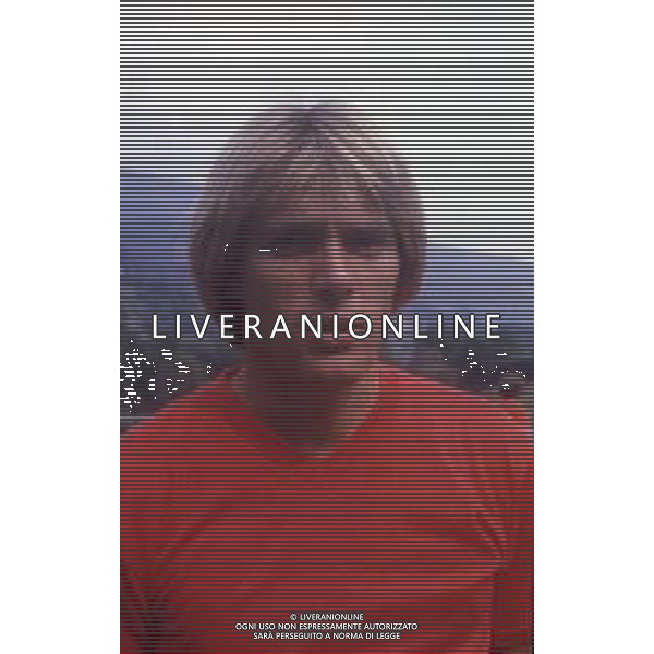 RETROSPETTIVA ANDREA AGOSTINELLI CALCIATORE NELLA FOTO ANDREA AGOSTINELLI CON LA MAGLIA DELLA PISTOIESE CALCIO AG ALDO LIVERANI SAS