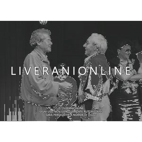 RETROSPETTIVA DOMENICO LUZZARA PRESIDENTE CREMONESE CALCIO NELLA FOTO DOMENICO LUZZARA PRESIDENTE CREMONESE NELL\'ANNO 1989-1990 CON L\'ALLENATORE GUSTAVO GIAGNONI AG ALDO LIVERANI SAS 