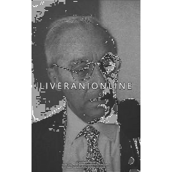 RETROSPETTIVA DOMENICO LUZZARA PRESIDENTE CREMONESE CALCIO NELLA FOTO DOMENICO LUZZARA PRESIDENTE CREMONESE NELL\'ANNO 1992-1993 AG ALDO LIVERANI SAS  