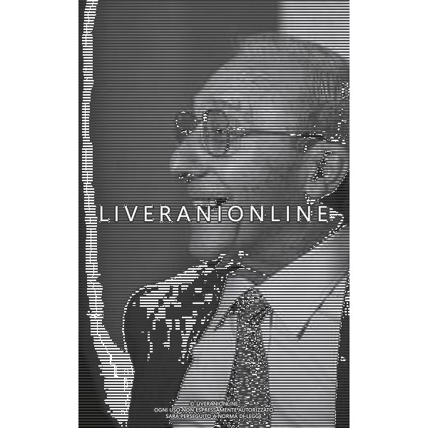 RETROSPETTIVA DOMENICO LUZZARA PRESIDENTE CREMONESE CALCIO NELLA FOTO DOMENICO LUZZARA PRESIDENTE CREMONESE NELL\'ANNO 1992-1993 AG ALDO LIVERANI SAS  