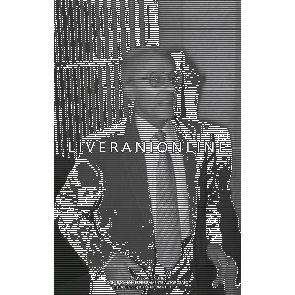 RETROSPETTIVA DOMENICO LUZZARA PRESIDENTE CREMONESE CALCIO NELLA FOTO DOMENICO LUZZARA PRESIDENTE CREMONESE NELL\'ANNO 1992-1993 AG ALDO LIVERANI SAS  