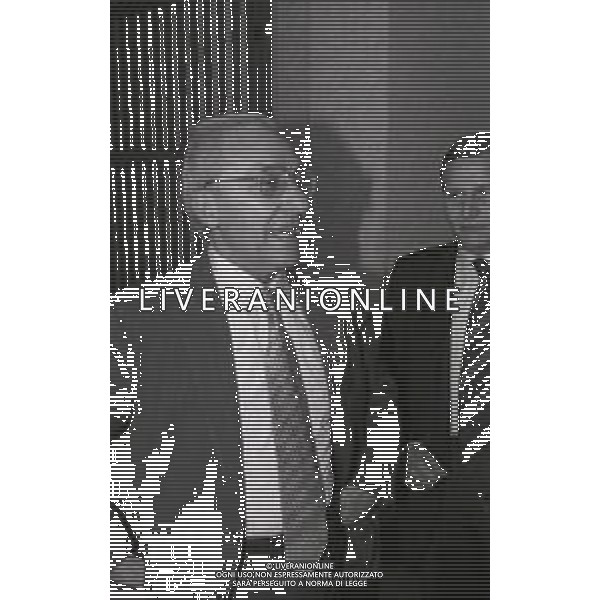 RETROSPETTIVA DOMENICO LUZZARA PRESIDENTE CREMONESE CALCIO NELLA FOTO DOMENICO LUZZARA PRESIDENTE CREMONESE NELL\'ANNO 1992-1993 AG ALDO LIVERANI SAS  