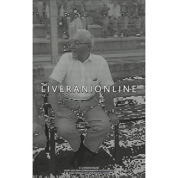 RETROSPETTIVA DOMENICO LUZZARA PRESIDENTE CREMONESE CALCIO NELLA FOTO DOMENICO LUZZARA PRESIDENTE CREMONESE NELL\'ANNO 1993-1994 AG ALDO LIVERANI SAS  RETROSPETTIVA DOMENICO LUZZARA PRESIDENTE CREMONESE CALCIO NELLA FOTO DOMENICO LUZZARA PRESIDENTE CREMONESE NELL\'ANNO 1993-1994 AG ALDO LIVERANI SAS 
