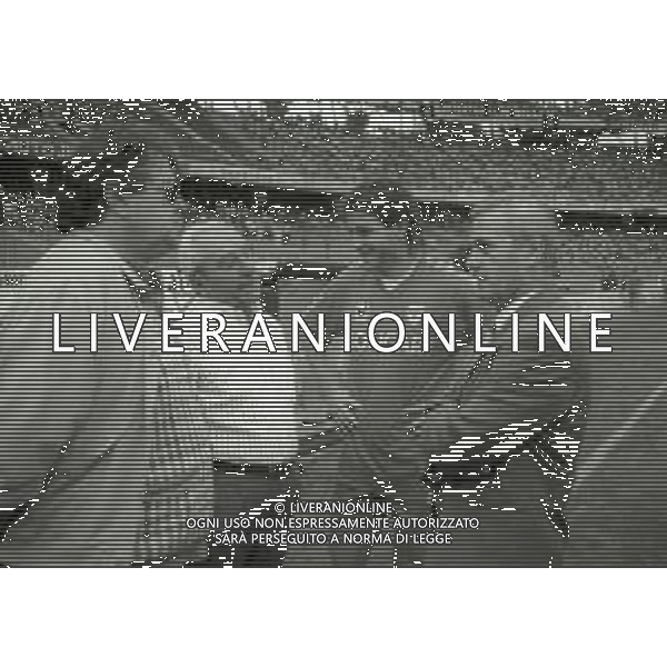 RETROSPETTIVA DOMENICO LUZZARA PRESIDENTE CREMONESE CALCIO NELLA FOTO DOMENICO LUZZARA PRESIDENTE CREMONESE NELL\'ANNO 1993-1994 CON LUIGI SIMONI E GUSTAVO DEZOTTI AG ALDO LIVERANI SAS 