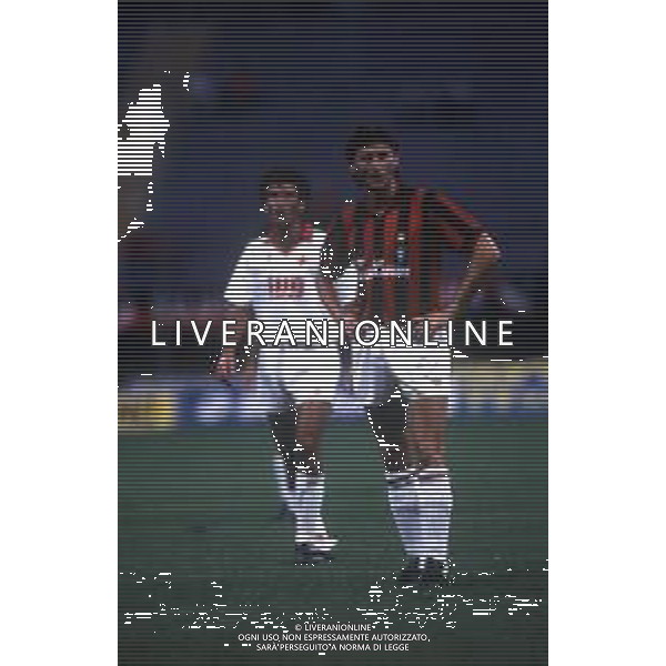 RETROSPETTIVA AGOSTINI MASSIMO CALCIATORE NELLA FOTO MASSIMO AGOSTINI CON LA MAGLIA DEL MILAN CALCIO AG ALDO LIVERANI SAS