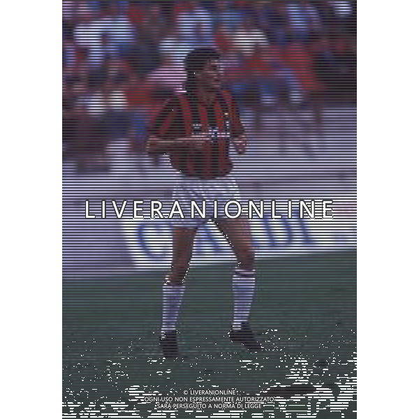 RETROSPETTIVA AGOSTINI MASSIMO CALCIATORE NELLA FOTO MASSIMO AGOSTINI CON LA MAGLIA DEL MILAN CALCIO AG ALDO LIVERANI SAS
