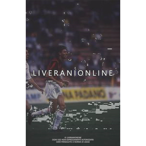 RETROSPETTIVA AGOSTINI MASSIMO CALCIATORE NELLA FOTO MASSIMO AGOSTINI CON LA MAGLIA DEL MILAN CALCIO AG ALDO LIVERANI SAS