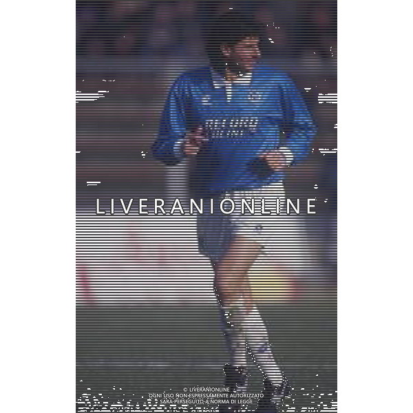 RETROSPETTIVA AGOSTINI MASSIMO CALCIATORE NELLA FOTO MASSIMO AGOSTINI CON LA MAGLIA DEL NAPOLI CALCIO AG ALDO LIVERANI SAS