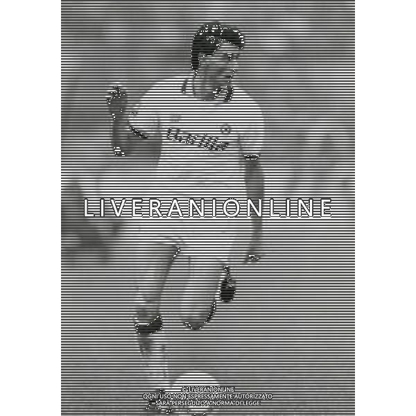 RETROSPETTIVA AGOSTINI MASSIMO CALCIATORE NELLA FOTO MASSIMO AGOSTINI CON LA MAGLIA DELLA ROMA CALCIO AG ALDO LIVERANI SAS