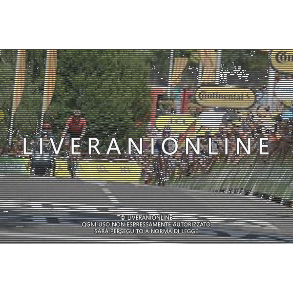 19-07-2022 Tour De France; Tappa 16 Carcassonne - Foix; 2022, Bahrain - Victorious; 2022, Totalenergie; Caruso, Damiano; Burgaudeau, Mathieu; Foix; ©SIROTTI/AGENZIA ALDO LIVERANI SAS