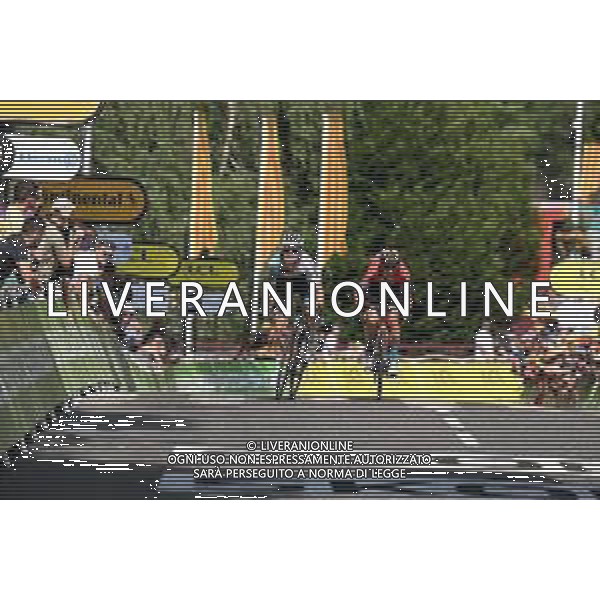 19-07-2022 Tour De France; Tappa 16 Carcassonne - Foix; 2022, Bora - Hansgrohe; 2022, Bahrain - Victorious; Vlasov, Aleksandr; Teuns, Dylan; Foix; ©SIROTTI/AGENZIA ALDO LIVERANI SAS