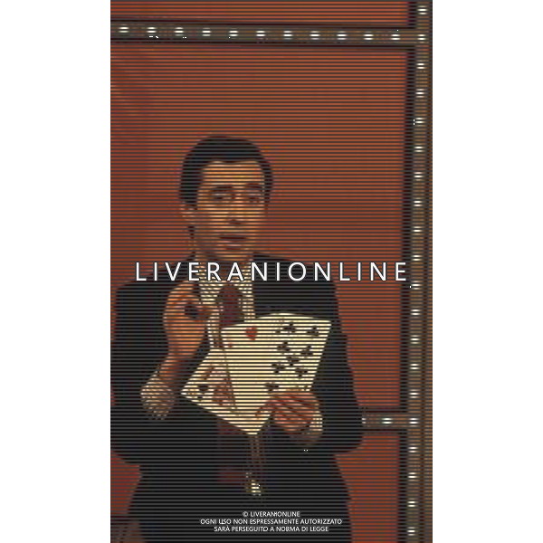 RETROSPETTIVA TONY BINARELLI PRESTIGIATORE NELLA FOTO NEL 1984 AGENZIA ALDO LIVERANI SAS