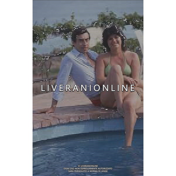 RETROSPETTIVA TONY BINARELLI PRESTIGIATORE NELLA FOTO CON LA MOGLIE MARINA PERIN AGENZIA ALDO LIVERANI SAS