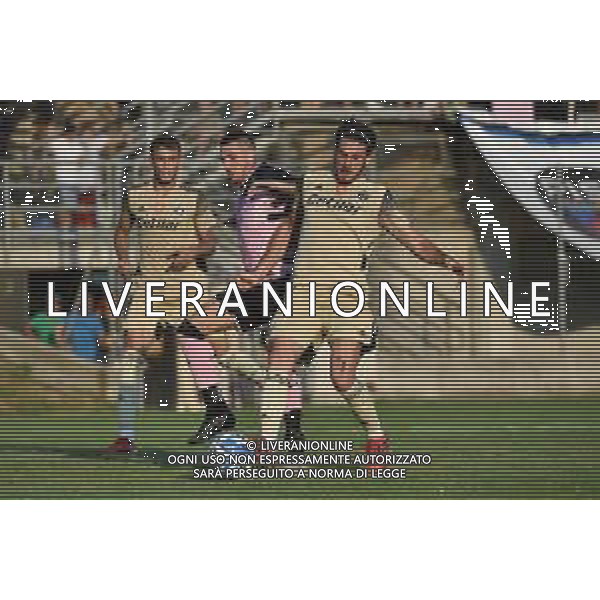 Giuseppe Fella (Palermo) e Maxime Leverbe (Pisa) Pisa vs Palermo Rovetta (BG) 21-07-2022 centro sportivo comunale Marinoni amichevole precampionato foto Roberto Garavaglia/ag. Aldo Liverani sas /AGENZIA ALDO LIVERANI SAS