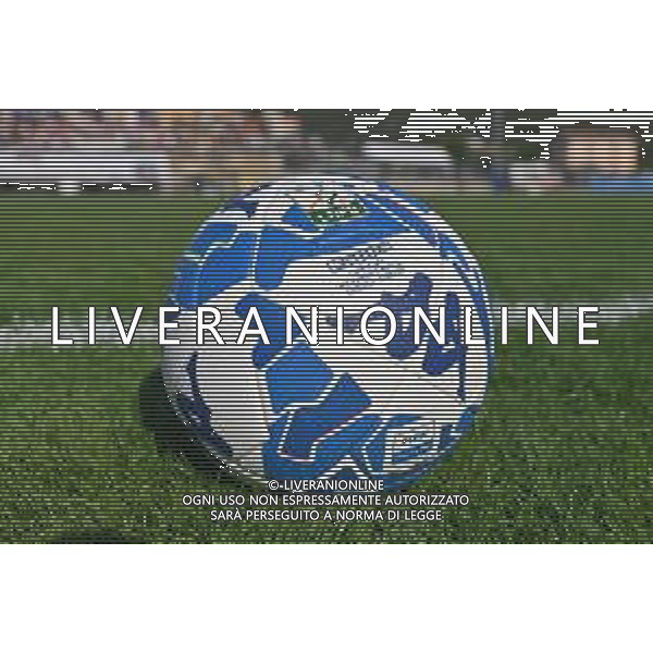 il pallone ufficiale della partite del campionato di Serie B 2022-2023 Pisa vs Palermo Rovetta (BG) 21-07-2022 centro sportivo comunale Marinoni amichevole precampionato foto Roberto Garavaglia/ag. Aldo Liverani sas /AGENZIA ALDO LIVERANI SAS