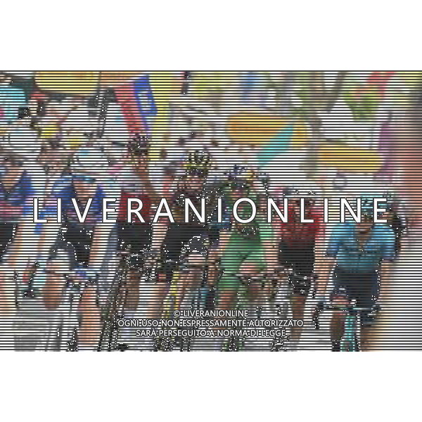 22-07-2022 Tour De France; Tappa 19 Castelnau Magnoac - Cahors; 2022, Jumbo - Visma; Van Hooydonck, Nathan; Van Aert, Wout; Cahors; ©SIROTTI/AGENZIA ALDO LIVERANI SAS
