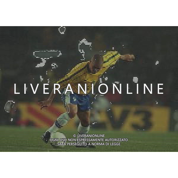 1999 BARCELLONA PARTITA AMICHEVOLE BARCELLONA NAZIONALE BRASILE 2-2 NELLA FOTO RONALDO AG ALDO LIVERANI SAS