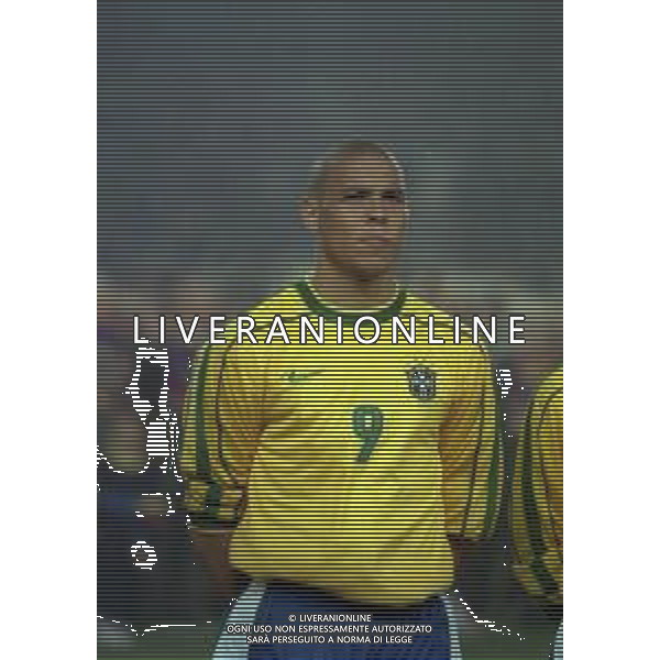 1999 BARCELLONA PARTITA AMICHEVOLE BARCELLONA NAZIONALE BRASILE 2-2 NELLA FOTO RONALDO AG ALDO LIVERANI SAS