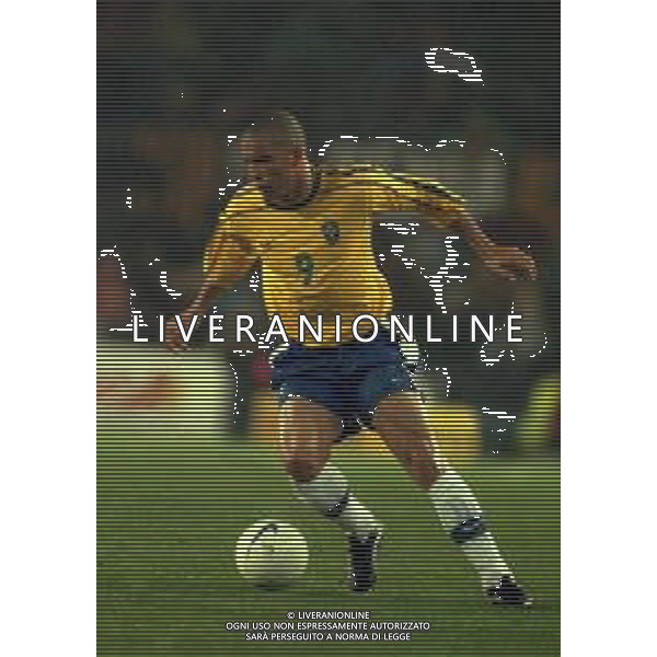 1999 BARCELLONA PARTITA AMICHEVOLE BARCELLONA NAZIONALE BRASILE 2-2 NELLA FOTO RONALDO AG ALDO LIVERANI SAS