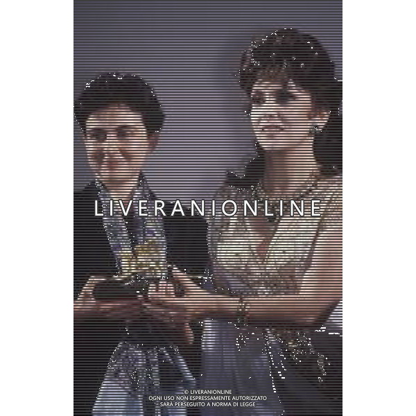 RETROSPETTIVA GINA LOLLOBRIGIDA ATTRICE NELLA FOTO GINA LOLLOBRIGIDA NELL\'ANNO 1992 A VENEZIA PREMIO ALLA CARRIERA AG ALDO LIVERANI SAS 