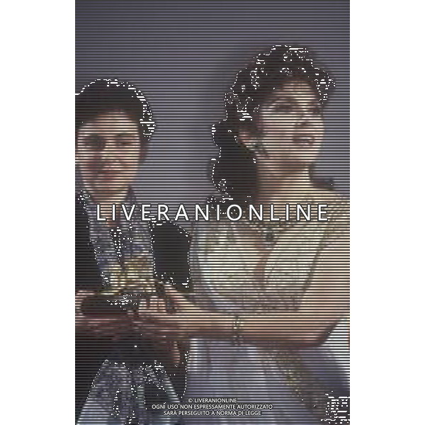 RETROSPETTIVA GINA LOLLOBRIGIDA ATTRICE NELLA FOTO GINA LOLLOBRIGIDA NELL\'ANNO 1992 A VENEZIA PREMIO ALLA CARRIERA AG ALDO LIVERANI SAS 