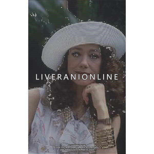 RETROSPETTIVA MARISA BERENSON ATTRICE NELLA FOTO MARISA BERENSON A CANNES NELL\'ANNO 1984 AG ALDO LIVERANI SAS 