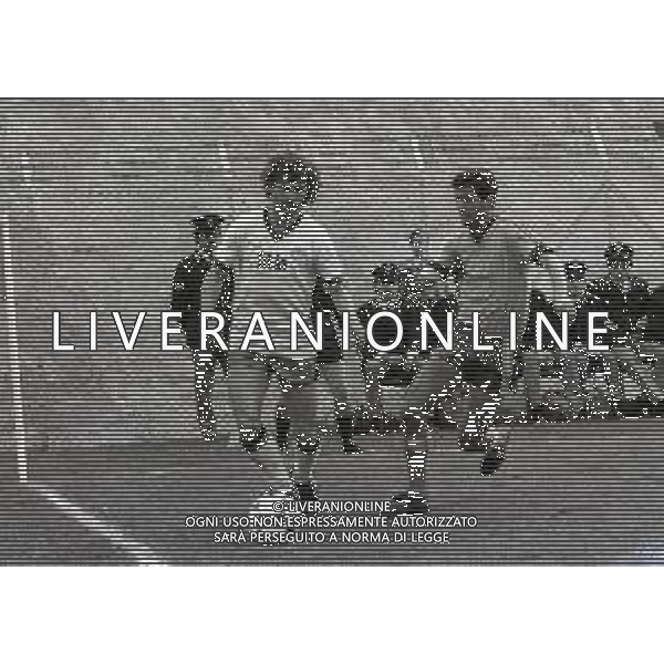 10-04-1983 COMO-CAMPIONATO DI CALCIO SERIE B COMO-ATALANTA 1-0 NELLA FOTO GIORGIO MAGNOCAVALLO E ROBERTO GALIA AG ALDO LIVERANI SAS