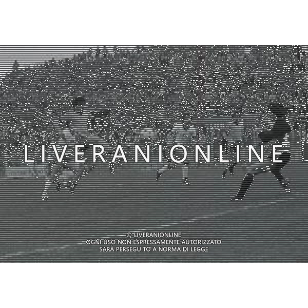 10-04-1983 COMO-CAMPIONATO DI CALCIO SERIE B COMO-ATALANTA 1-0 NELLA FOTO GIANFRANCO MATTEOLI E MIRKO BENEVELLI AG ALDO LIVERANI SAS