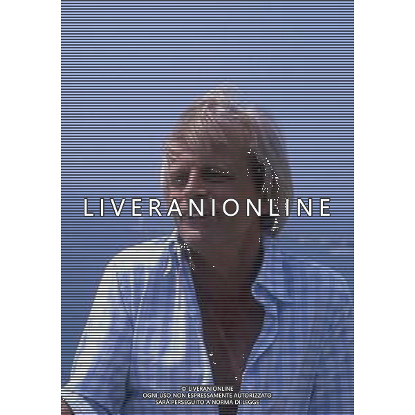 RETROSPETTIVA KLAUS KINSKI ATTORE NELLA FOTO KLAUS KINSKI A CANNES NELL\'ANNO 1982 FOTO ENRICO LIVERANI-AG ALDO LIVERANI SAS