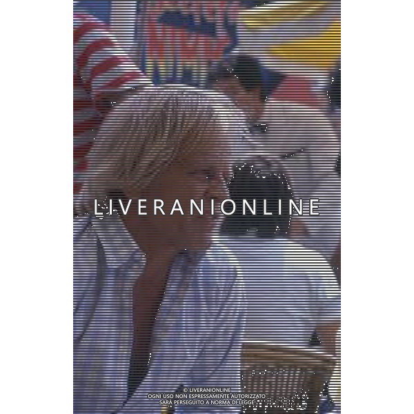 RETROSPETTIVA KLAUS KINSKI ATTORE NELLA FOTO KLAUS KINSKI A CANNES NELL\'ANNO 1982 FOTO ENRICO LIVERANI-AG ALDO LIVERANI SAS