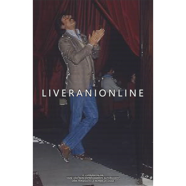 RETROSPETTIVA LANDO BUZZANCA ATTORE E CANTANTE NELLA FOTO LANDO BUZZANCA A SANREMO NELL\'ANNO 1981 AG ALDO LIVERANI SAS