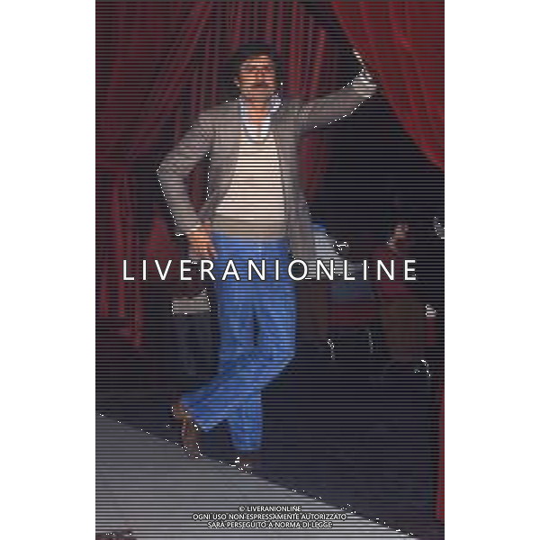 RETROSPETTIVA LANDO BUZZANCA ATTORE E CANTANTE NELLA FOTO LANDO BUZZANCA A SANREMO NELL\'ANNO 1981 AG ALDO LIVERANI SAS