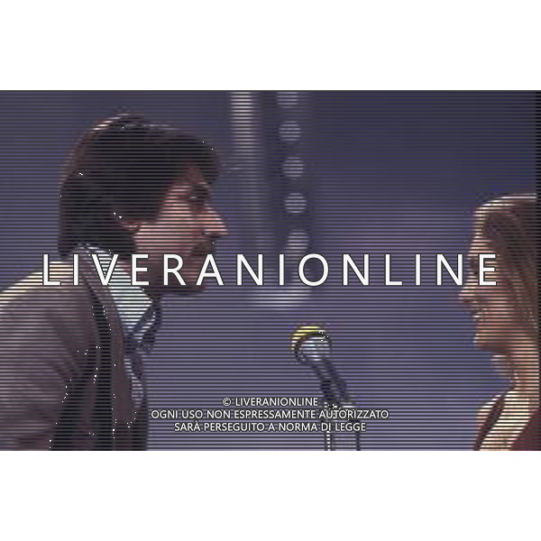 RETROSPETTIVA LANDO BUZZANCA ATTORE E CANTANTE NELLA FOTO LANDO BUZZANCA A SANREMO NELL\'ANNO 1981 CON ELEONORA VALLONE AG ALDO LIVERANI SAS