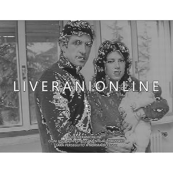RETROSPETTIVA FRANCESCO MOSER CICLISTA NELLA FOTO CON LA MOGLIE CARLA E LA FIGLIA FRANCESCA NEL 1982 ©Archivio Giovanni Liverani/AG ALDO LIVERANI SAS