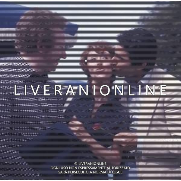 RETROSPETTIVA LANDO BUZZANCA ATTORE E CANTANTE NELLA FOTO LANDO BUZZANCA CON CATERINA VALENTE E IL MARITO ROY BUDD A CANNES AG ALDO LIVERANI SAS