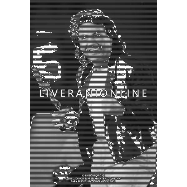 RETROSPETTIVA TULLIO DE PISCOPO CANTAUTORE E PERCUSSIONISTA NELLA FOTO AL FESTIVALBAR NEL 1988 AG ALDO LIVERANI SAS