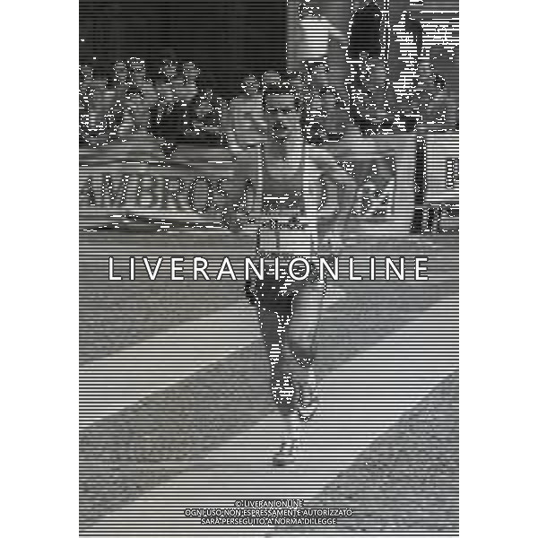 RETROSPETTIVA ALBERTO COVA ATLETA NELLA FOTO ALBERTO COVA A VIGEVANO COMPETIZIONE DELLA SCARPA D\'ORO NELL\'ANNO 1986 AG ALDO LIVERANI SAS   