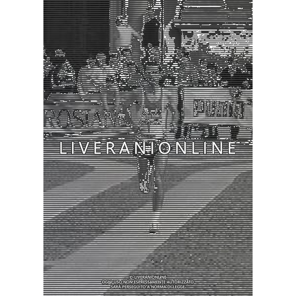 RETROSPETTIVA ALBERTO COVA ATLETA NELLA FOTO ALBERTO COVA A VIGEVANO COMPETIZIONE DELLA SCARPA D\'ORO NELL\'ANNO 1986 AG ALDO LIVERANI SAS   